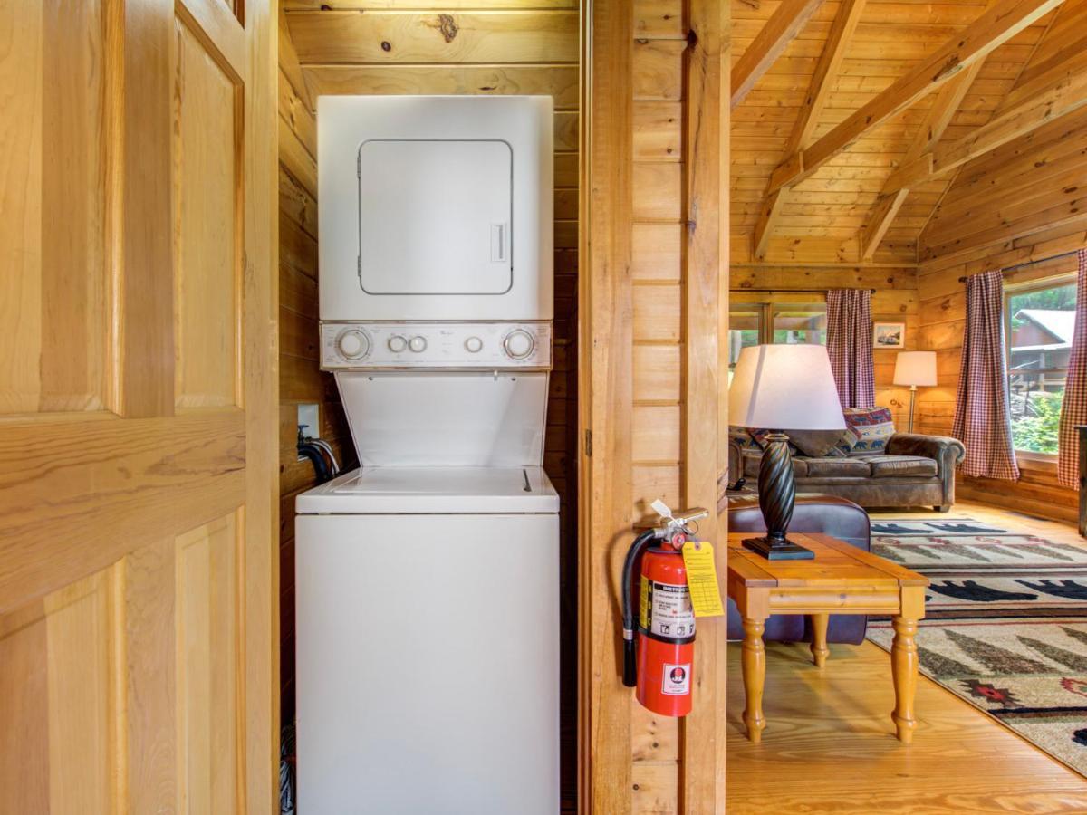 Bear Tracks, 2 Bedrooms, Hot Tub, Fireplace, Wifi, Jetted Tub, Sleeps 6 Gatlinburg Eksteriør billede
